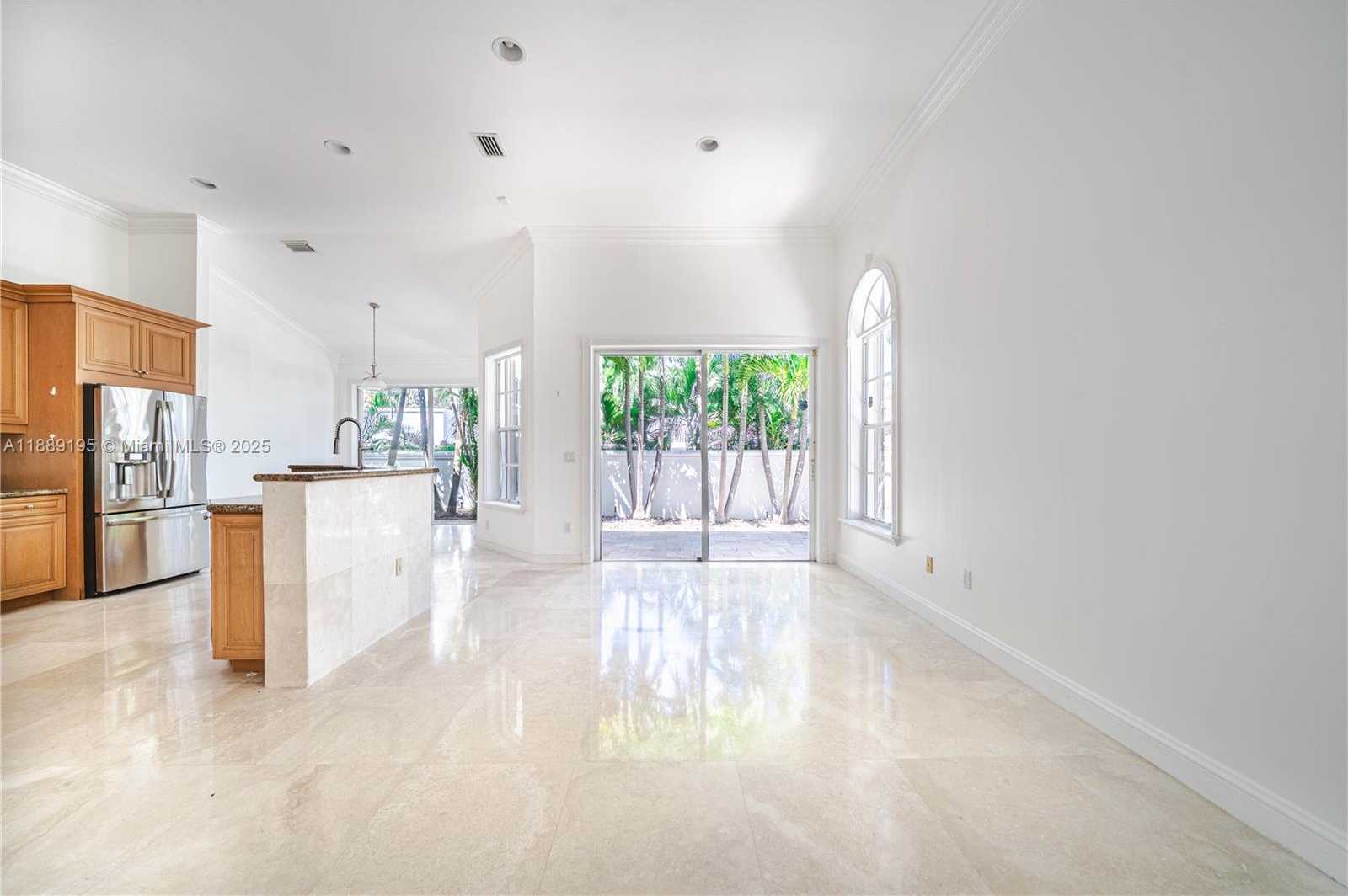 Small Image of 3975 194TH TRL #3975, Sunny Isles Beach Number 18