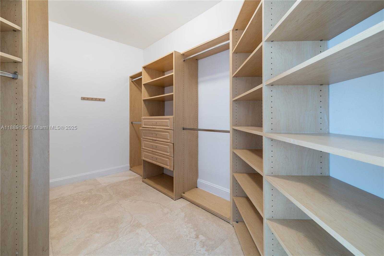Small Image of 3975 194TH TRL #3975, Sunny Isles Beach Number 22