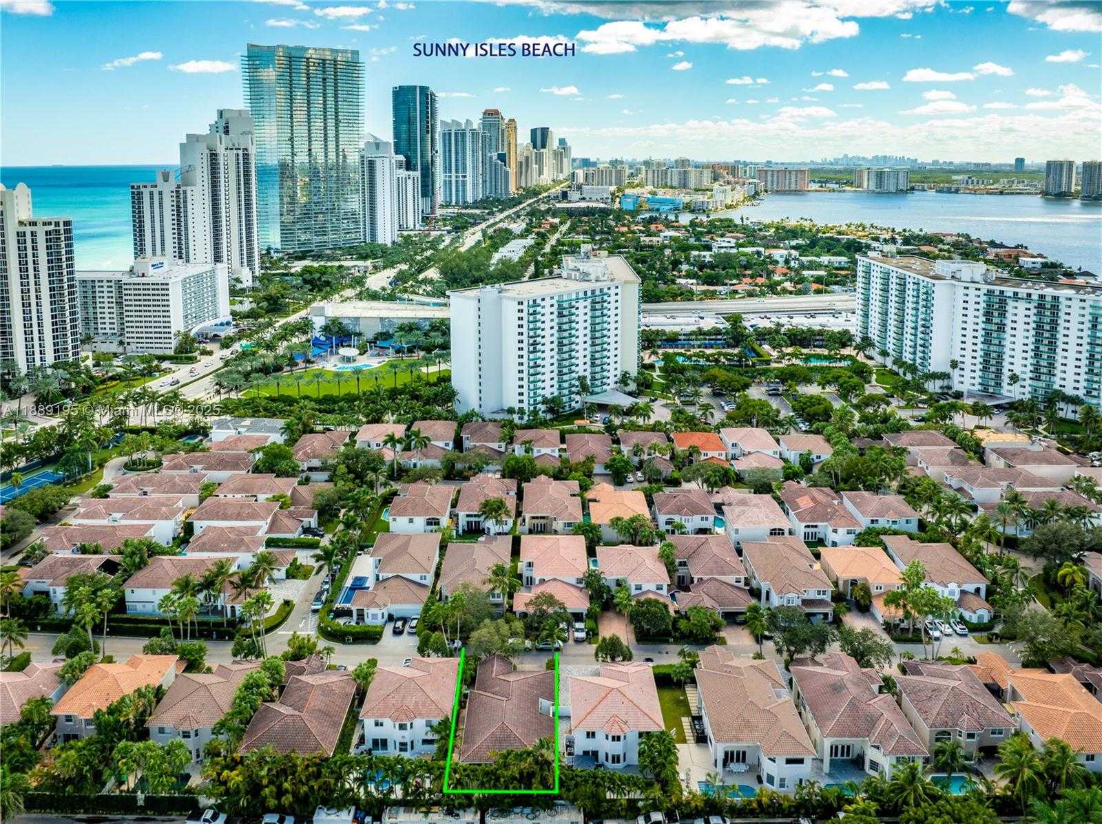 Small Image of 3975 194TH TRL #3975, Sunny Isles Beach Number 3