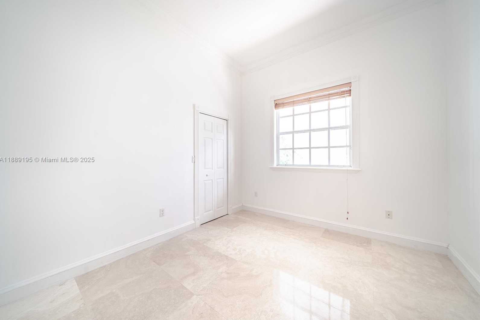Small Image of 3975 194TH TRL #3975, Sunny Isles Beach Number 34