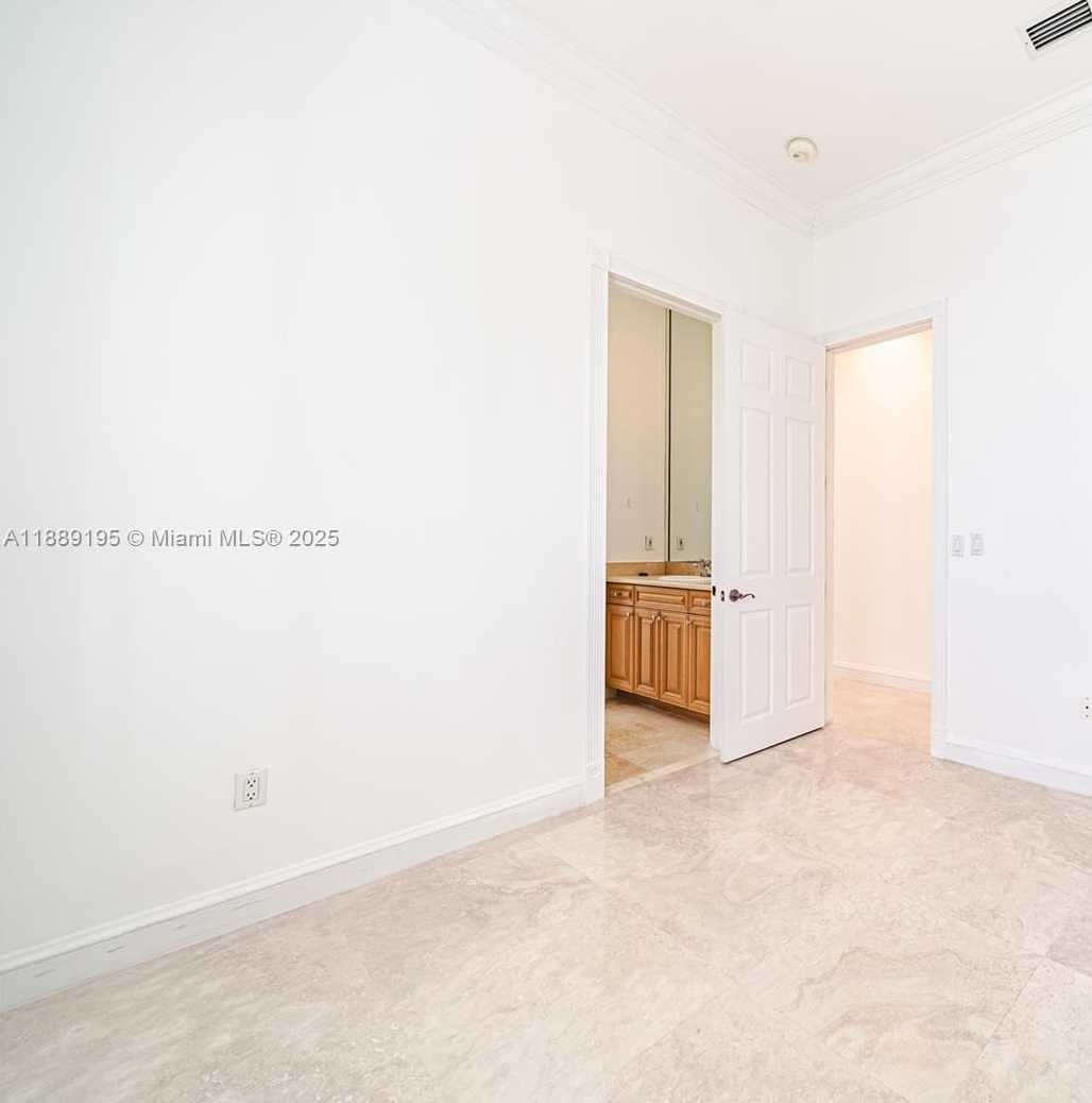 Small Image of 3975 194TH TRL #3975, Sunny Isles Beach Number 36