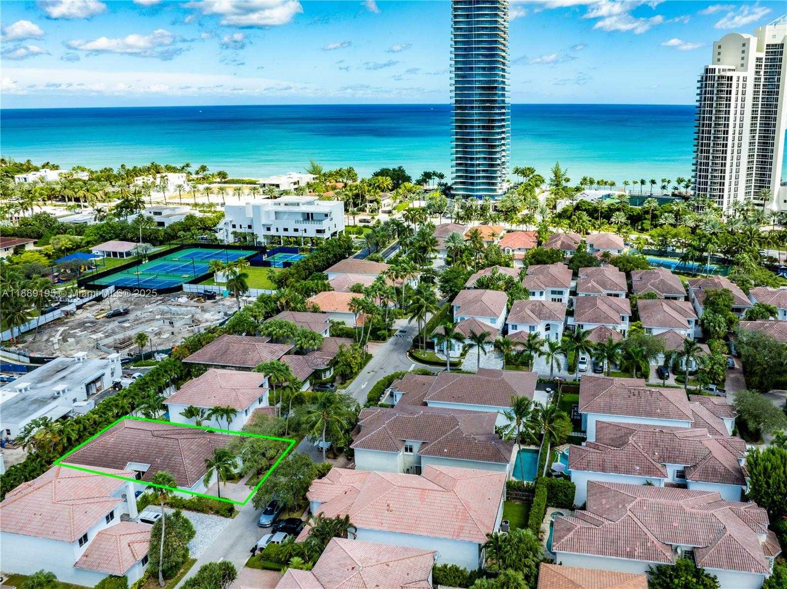 Small Image of 3975 194TH TRL #3975, Sunny Isles Beach Number 4