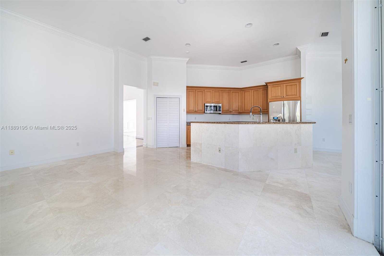 Small Image of 3975 194TH TRL #3975, Sunny Isles Beach Number 40