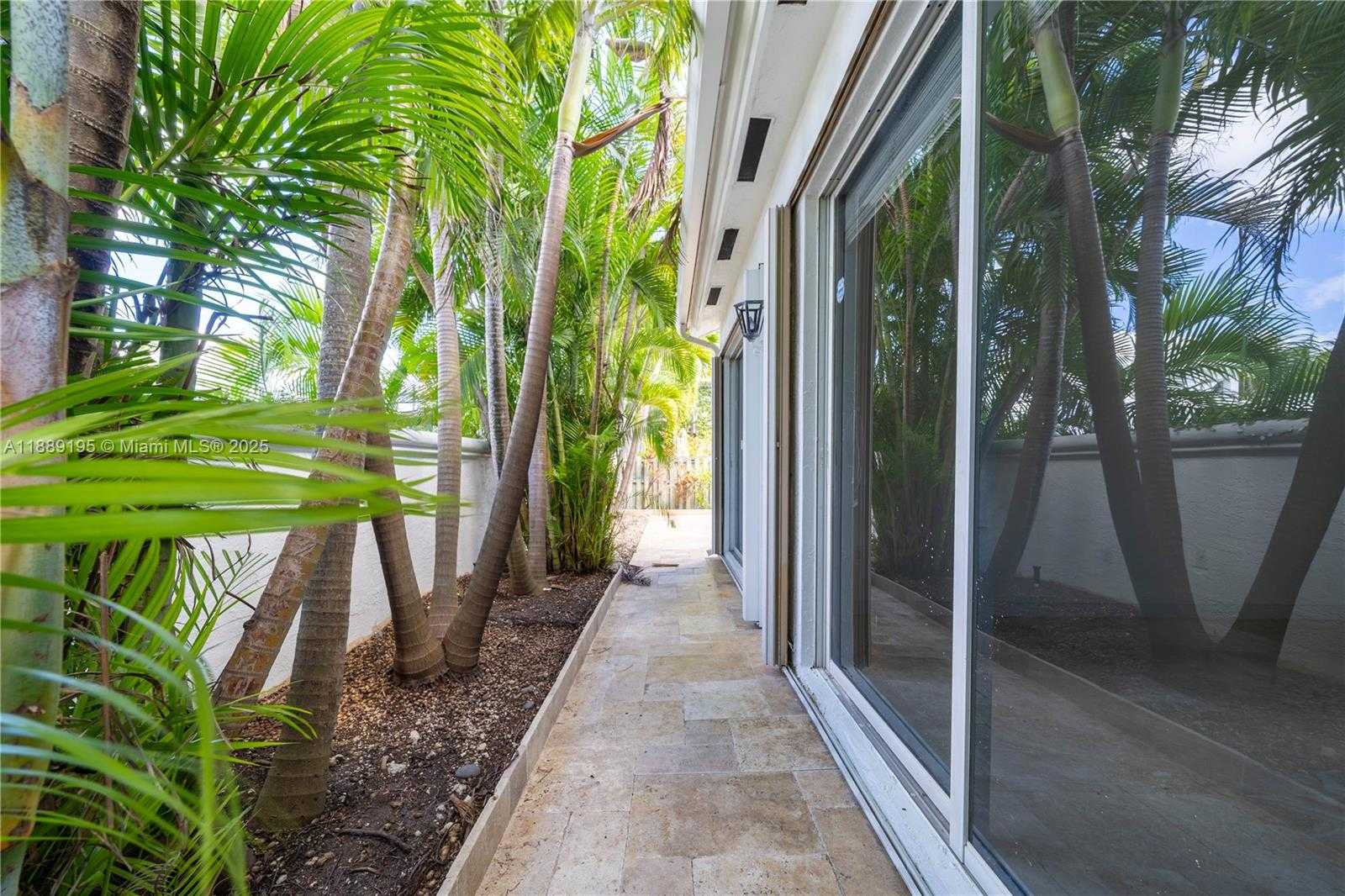 Small Image of 3975 194TH TRL #3975, Sunny Isles Beach Number 50