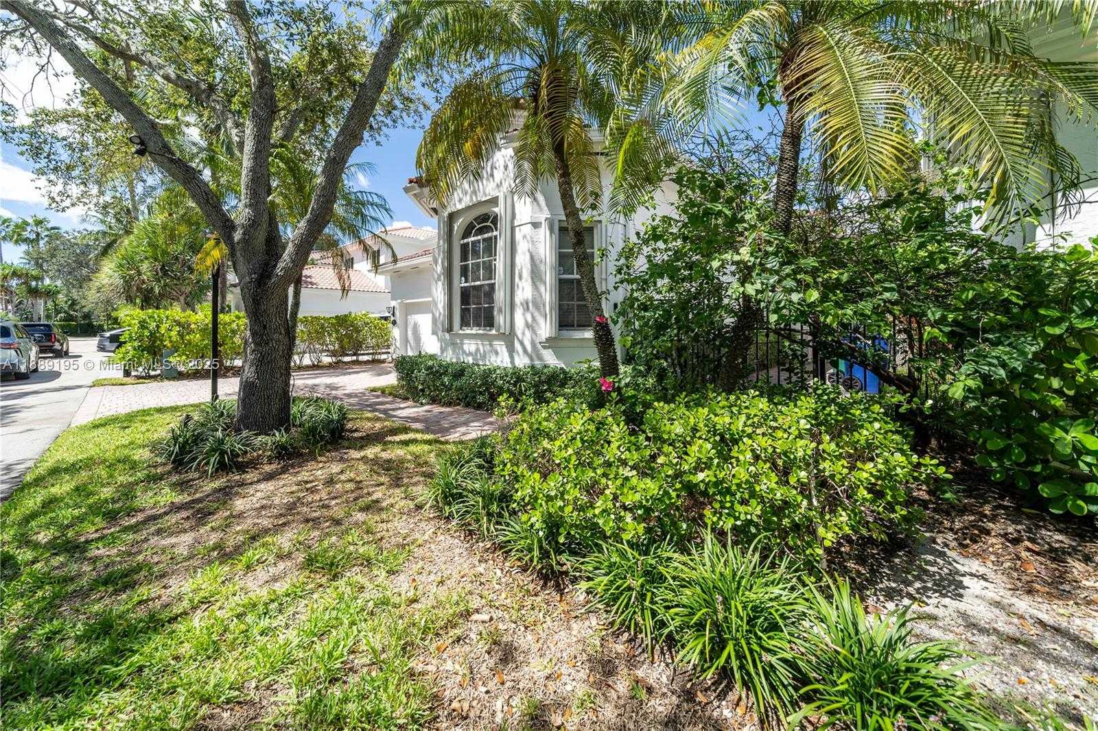 Small Image of 3975 194TH TRL #3975, Sunny Isles Beach Number 51