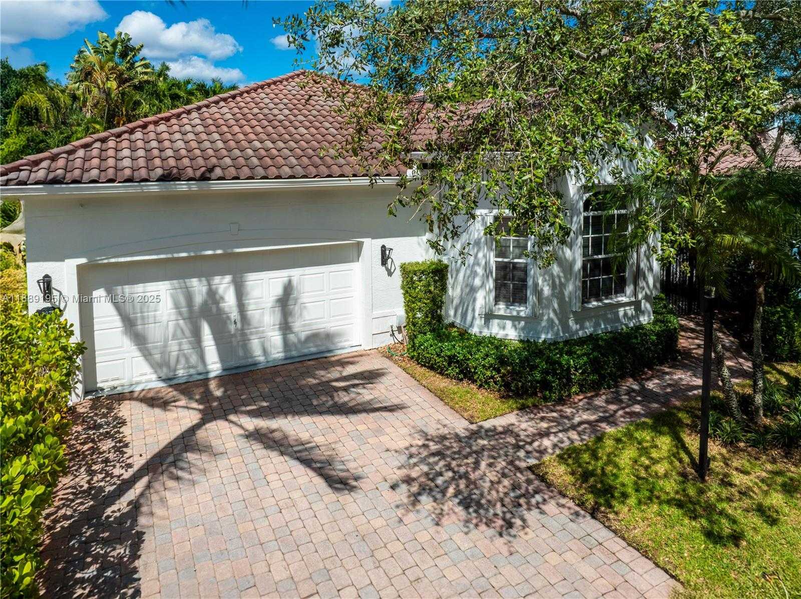 Small Image of 3975 194TH TRL #3975, Sunny Isles Beach Number 57