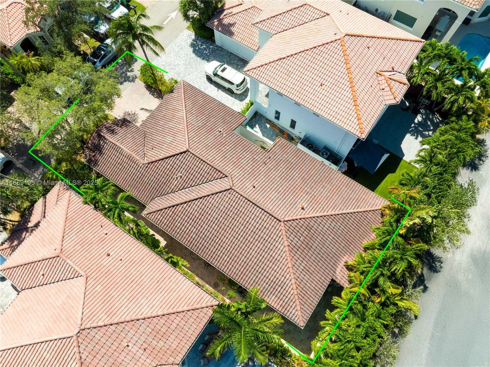 Small Image of 3975 194TH TRL #3975, Sunny Isles Beach Number 59