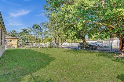 Small Image of 10428 NORTH WEST 5TH AVE, Miami Number 34