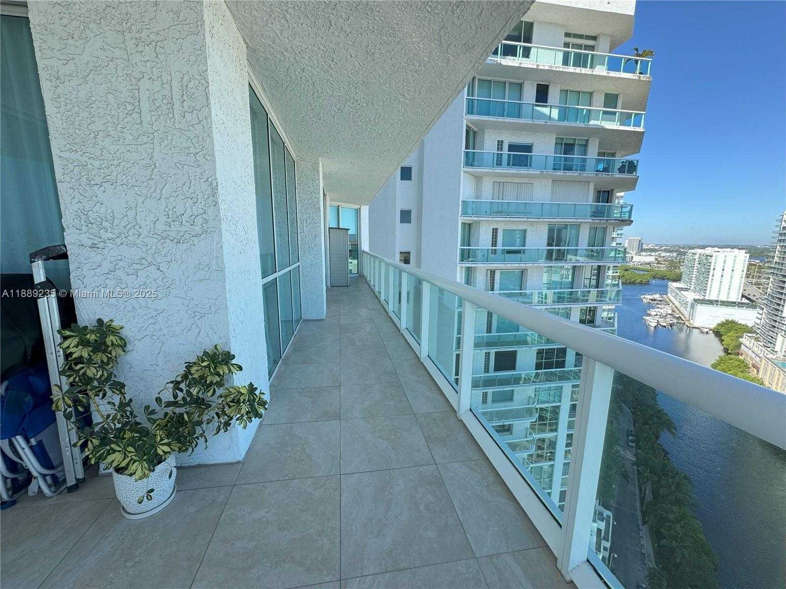 Small Image of 16400 COLLINS AVE #2641, Sunny Isles Beach Number 12