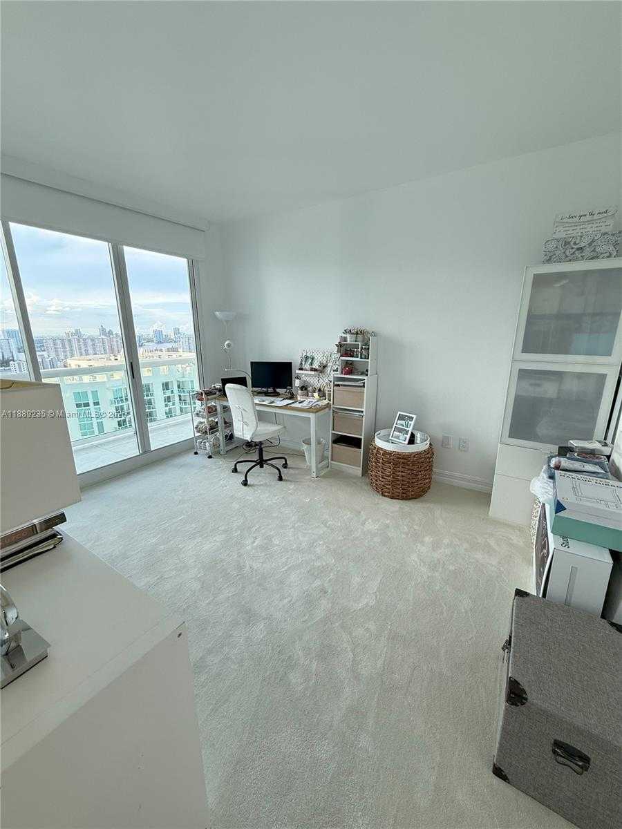 Small Image of 16400 COLLINS AVE #2641, Sunny Isles Beach Number 25