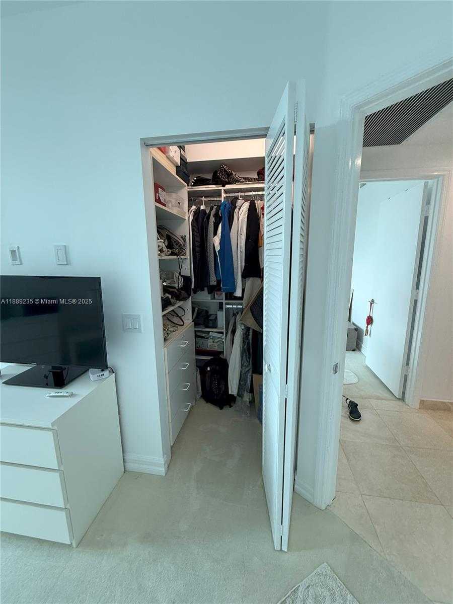 Small Image of 16400 COLLINS AVE #2641, Sunny Isles Beach Number 27