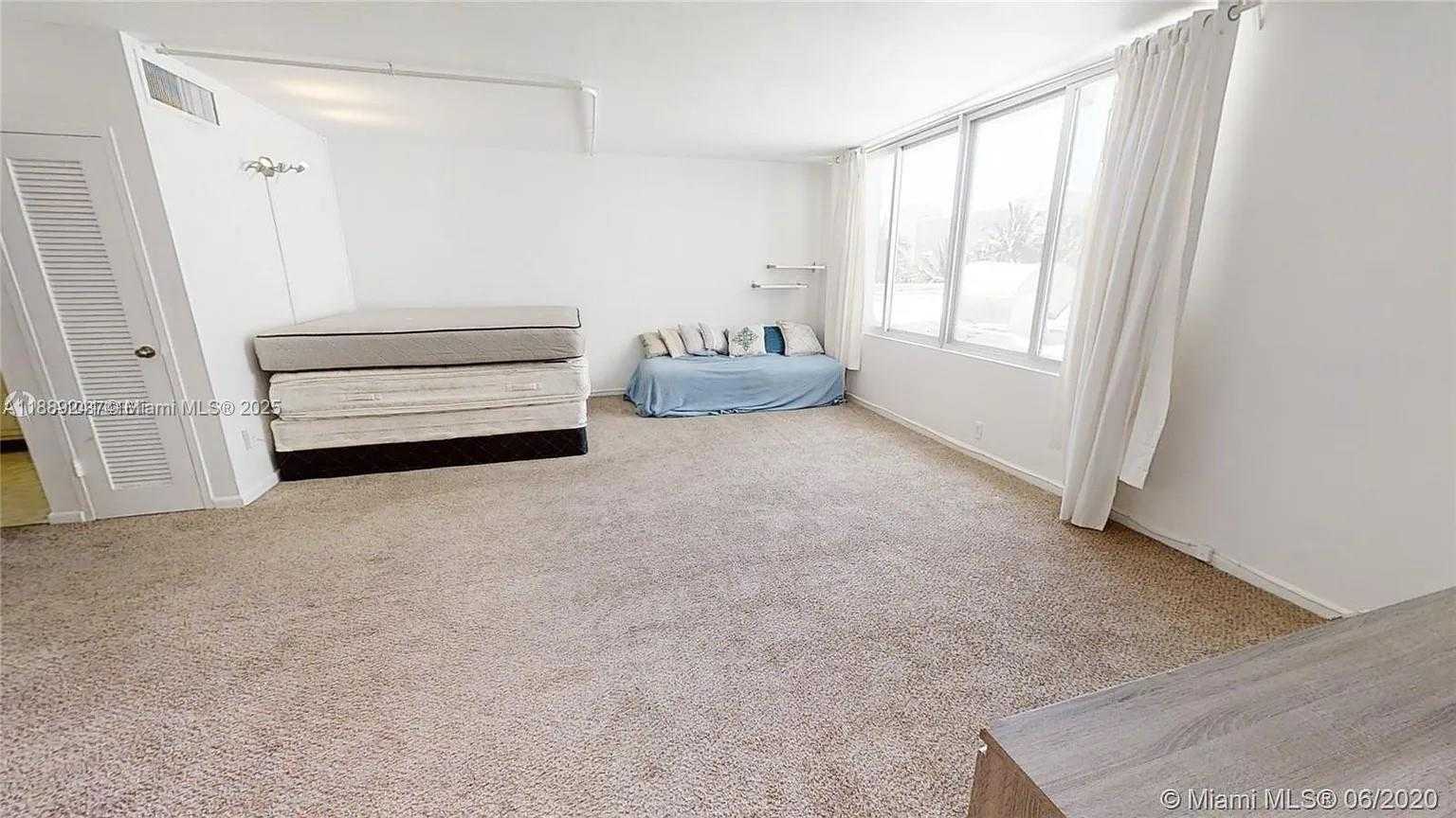 Small Image of 1000 WEST AVE #203, Miami Beach Number 16
