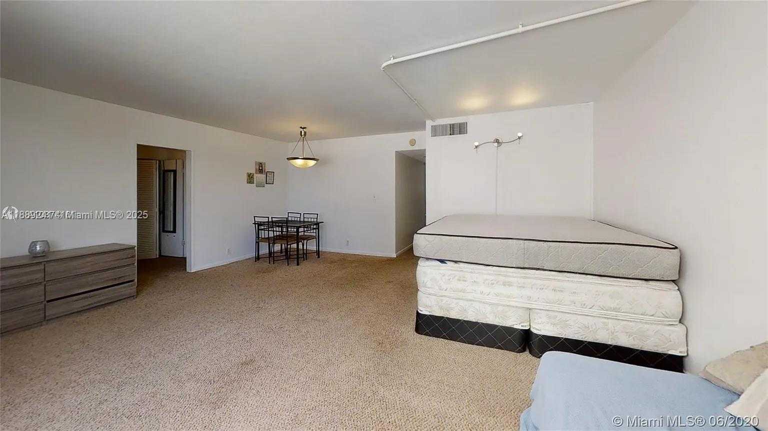 Small Image of 1000 WEST AVE #203, Miami Beach Number 17