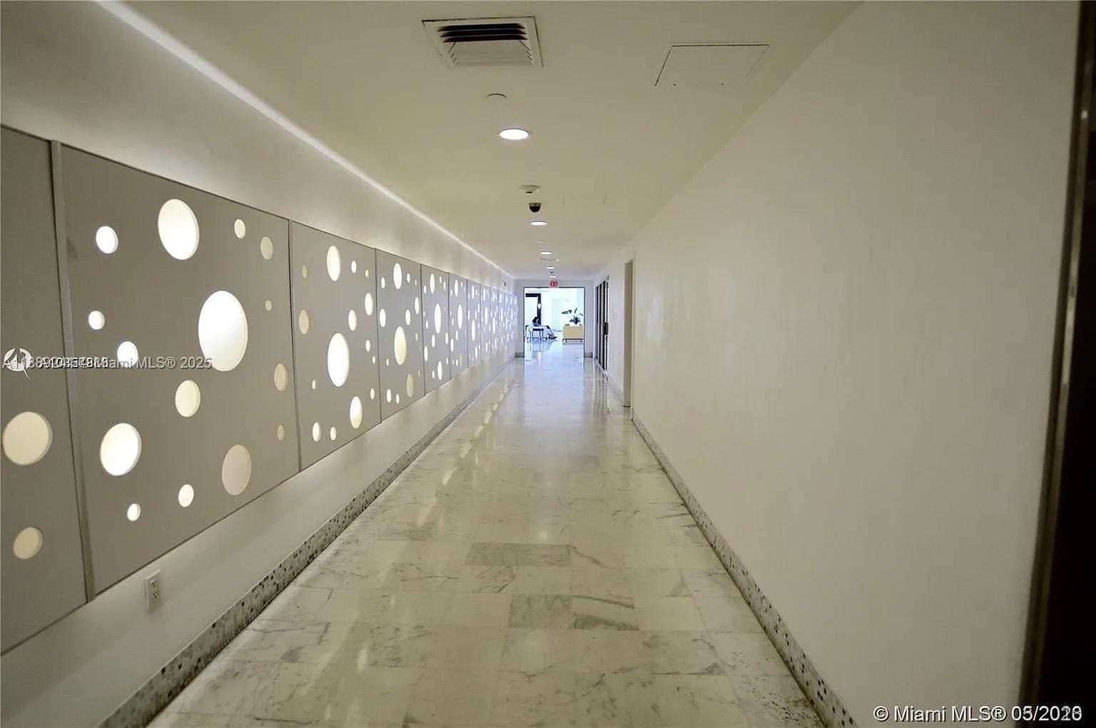 Small Image of 1000 WEST AVE #203, Miami Beach Number 35