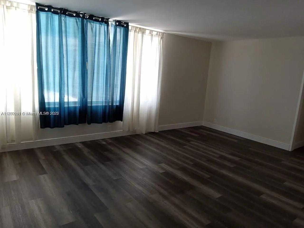 Small Image of 1000 WEST AVE #203, Miami Beach Number 4