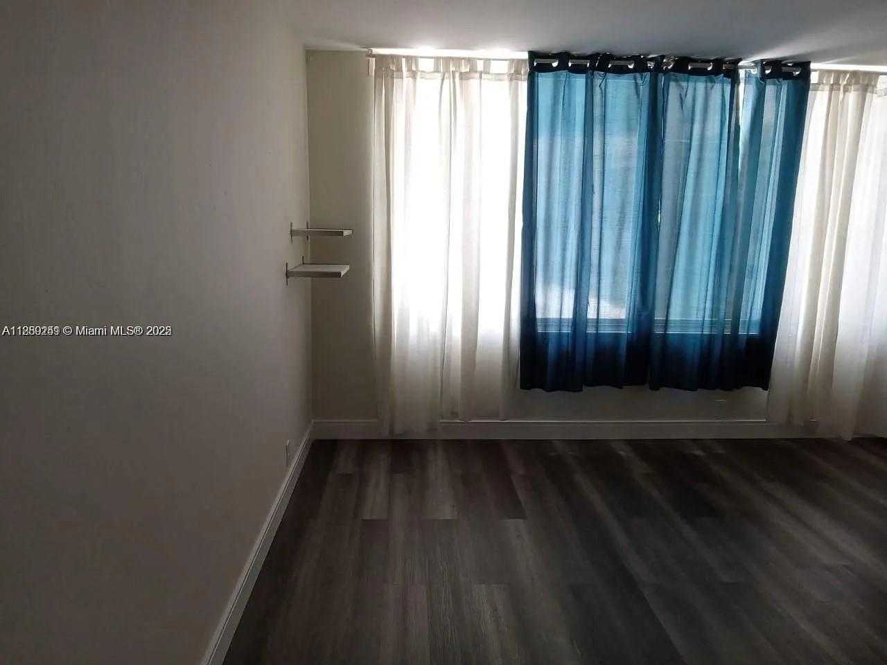 Small Image of 1000 WEST AVE #203, Miami Beach Number 5