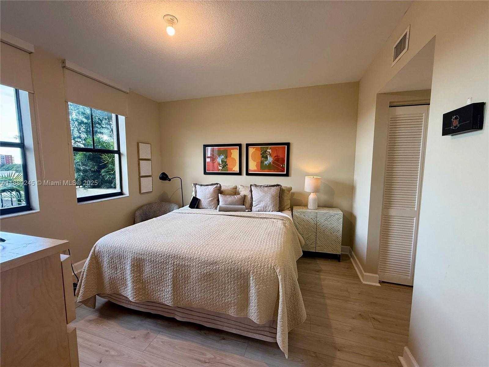 Small Image of 55 MERRICK WAY #530, Coral Gables Number 3
