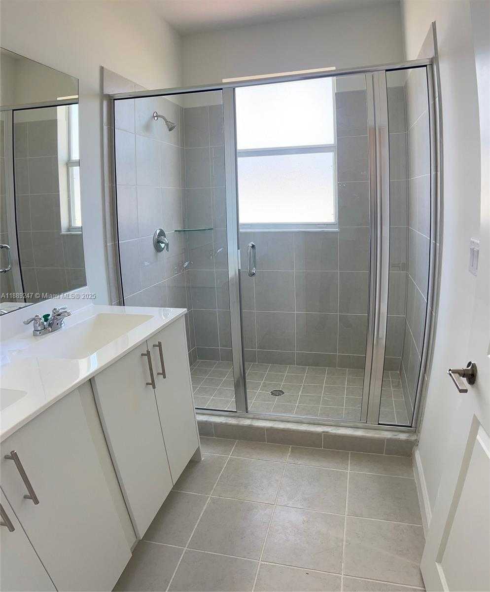 Small Image of 2651 SOUTH EAST 24TH DR, Homestead Number 20