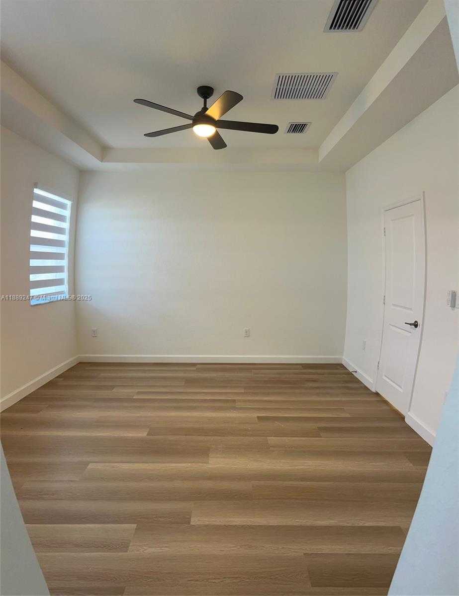 Small Image of 2651 SOUTH EAST 24TH DR, Homestead Number 23