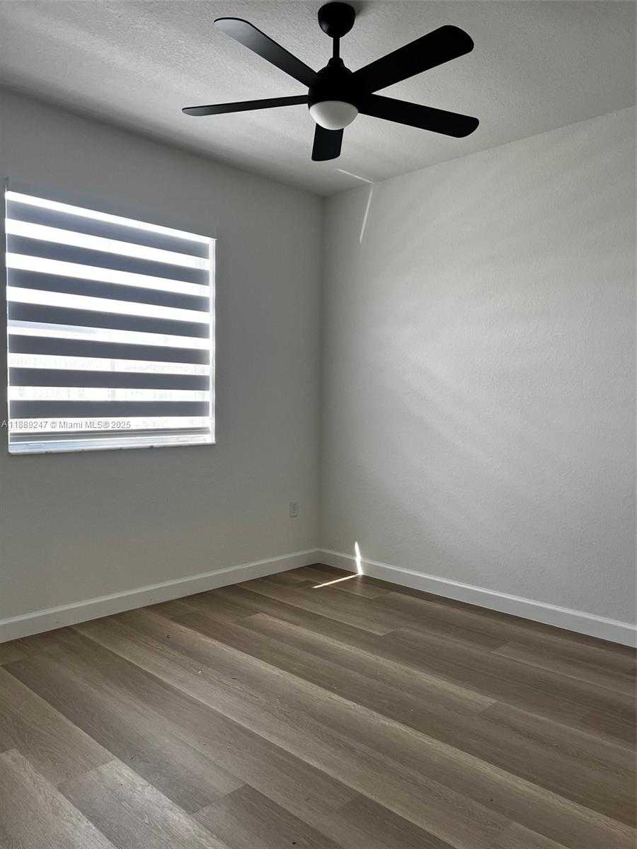 Small Image of 2651 SOUTH EAST 24TH DR, Homestead Number 25