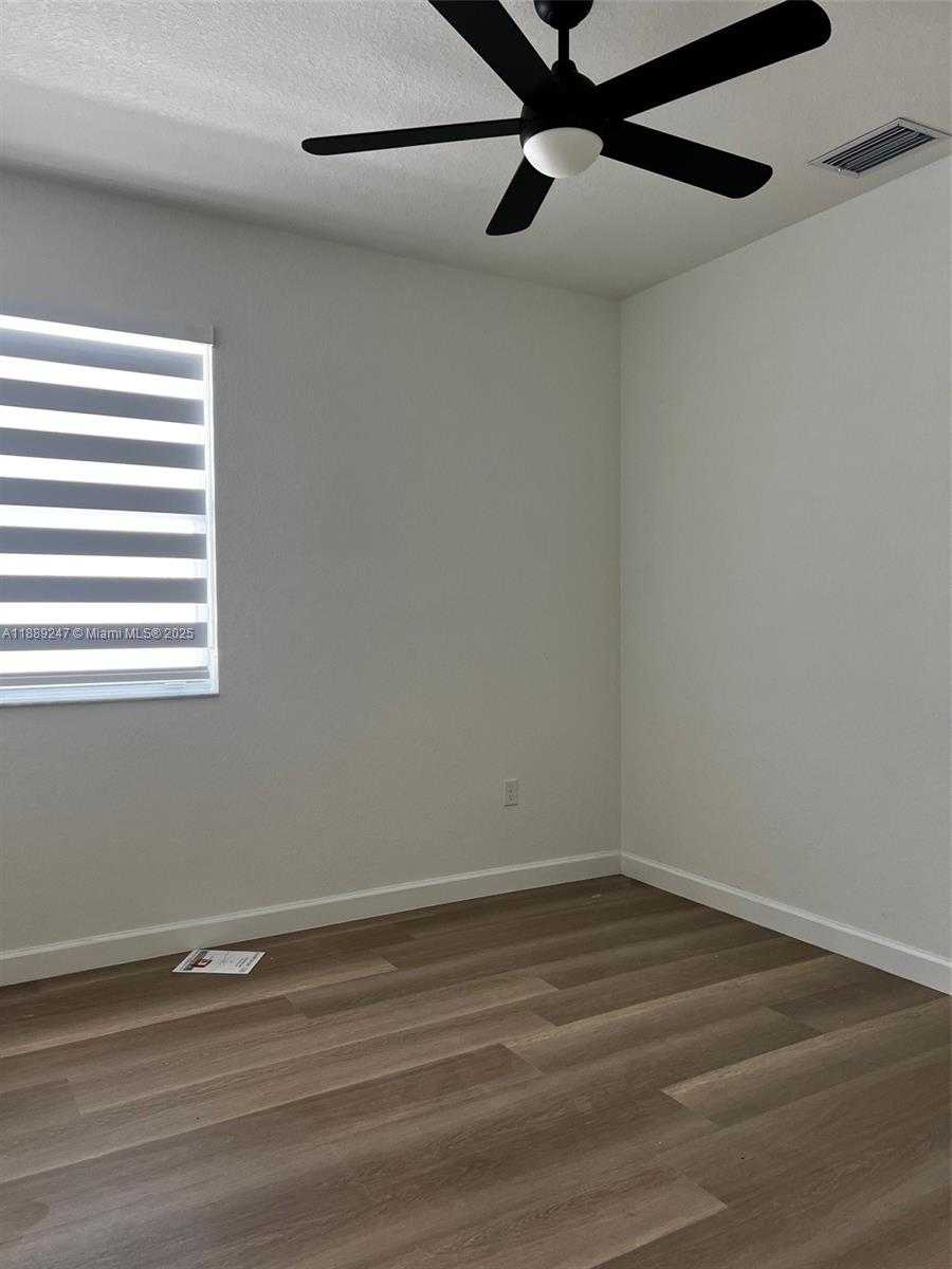 Small Image of 2651 SOUTH EAST 24TH DR, Homestead Number 26
