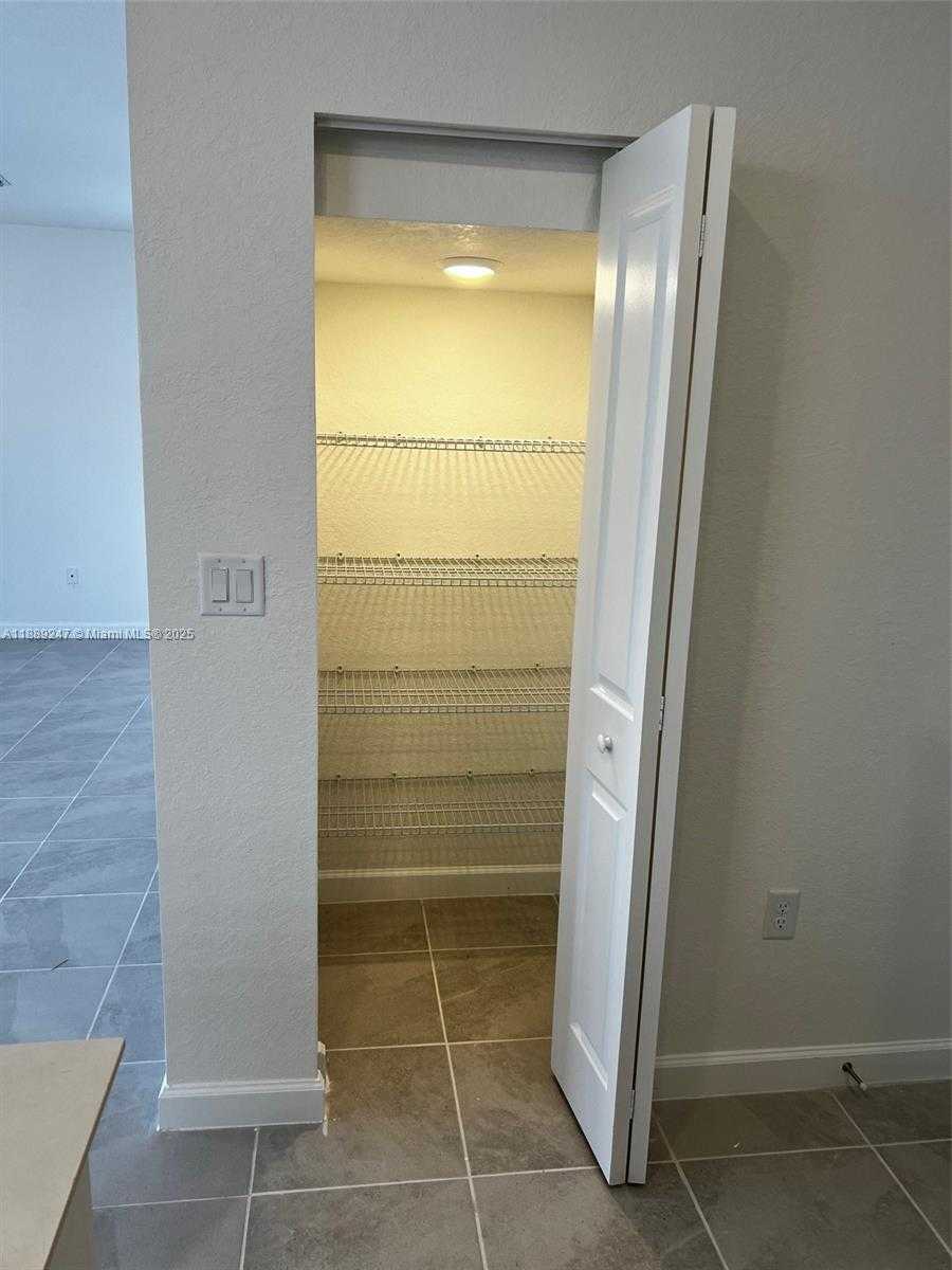 Small Image of 2651 SOUTH EAST 24TH DR, Homestead Number 29