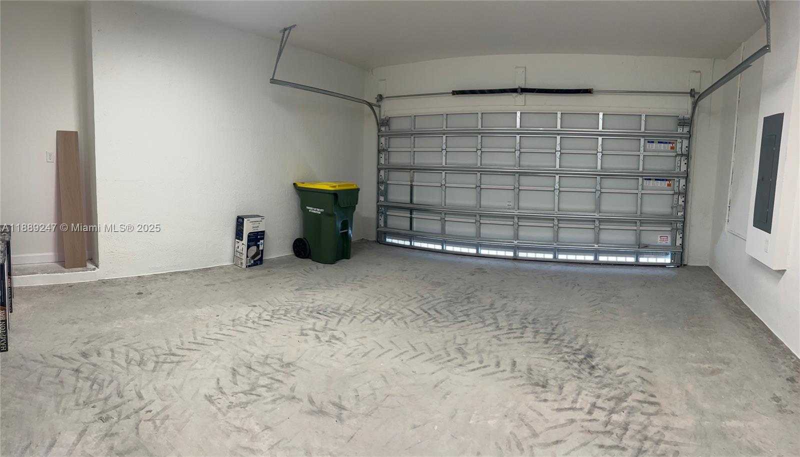 Small Image of 2651 SOUTH EAST 24TH DR, Homestead Number 31