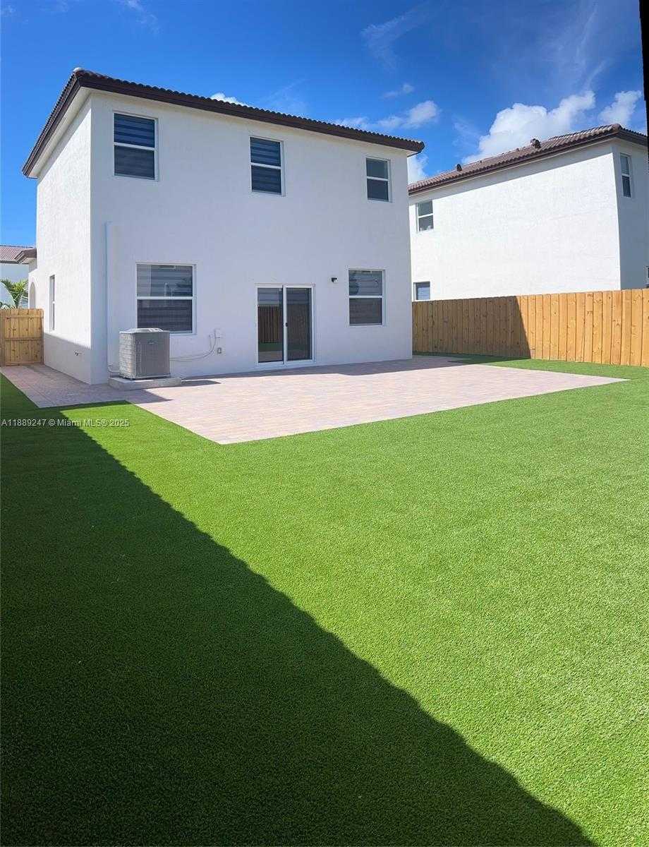 Small Image of 2651 SOUTH EAST 24TH DR, Homestead Number 37