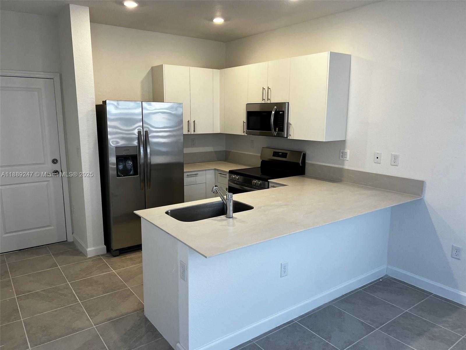Small Image of 2651 SOUTH EAST 24TH DR, Homestead Number 8