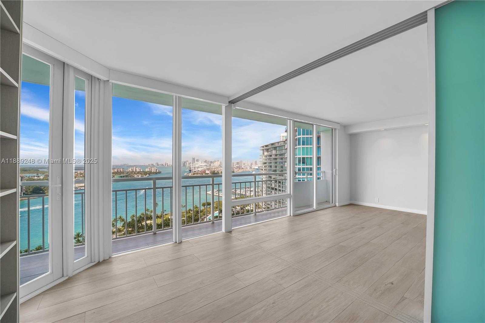 Small Image of 400 SOUTH POINTE DR #2305, Miami Beach Number 8