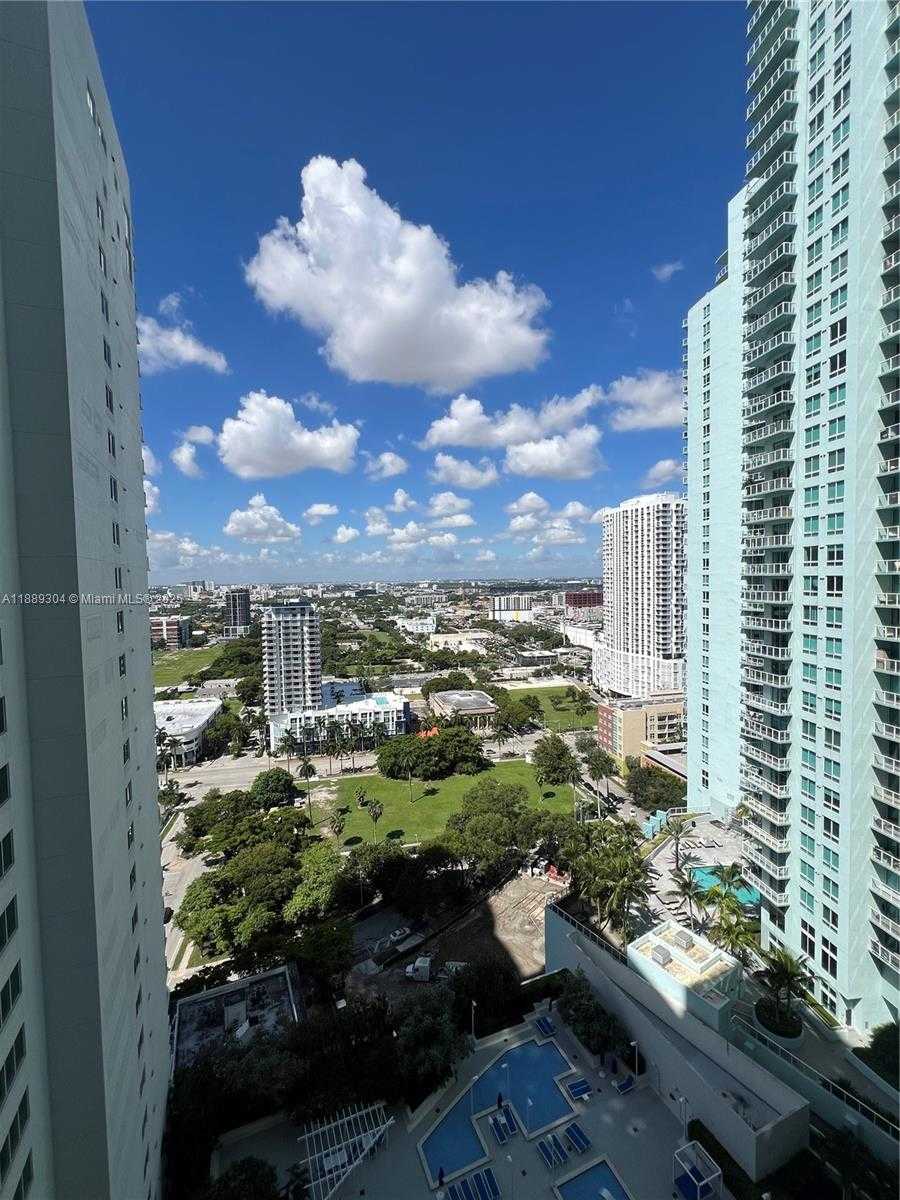 Small Image of 1800 NORTH BAYSHORE DR #2802, Miami Number 13