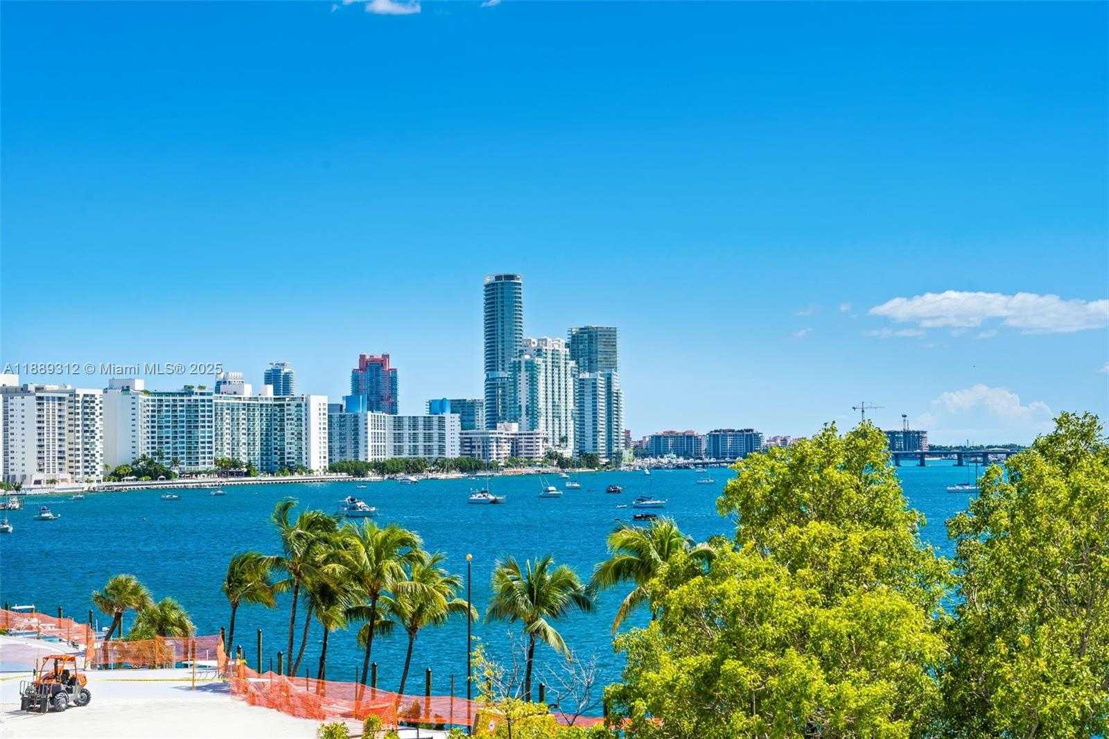 Small Image of 5 ISLAND AVE #5D, Miami Beach Number 14