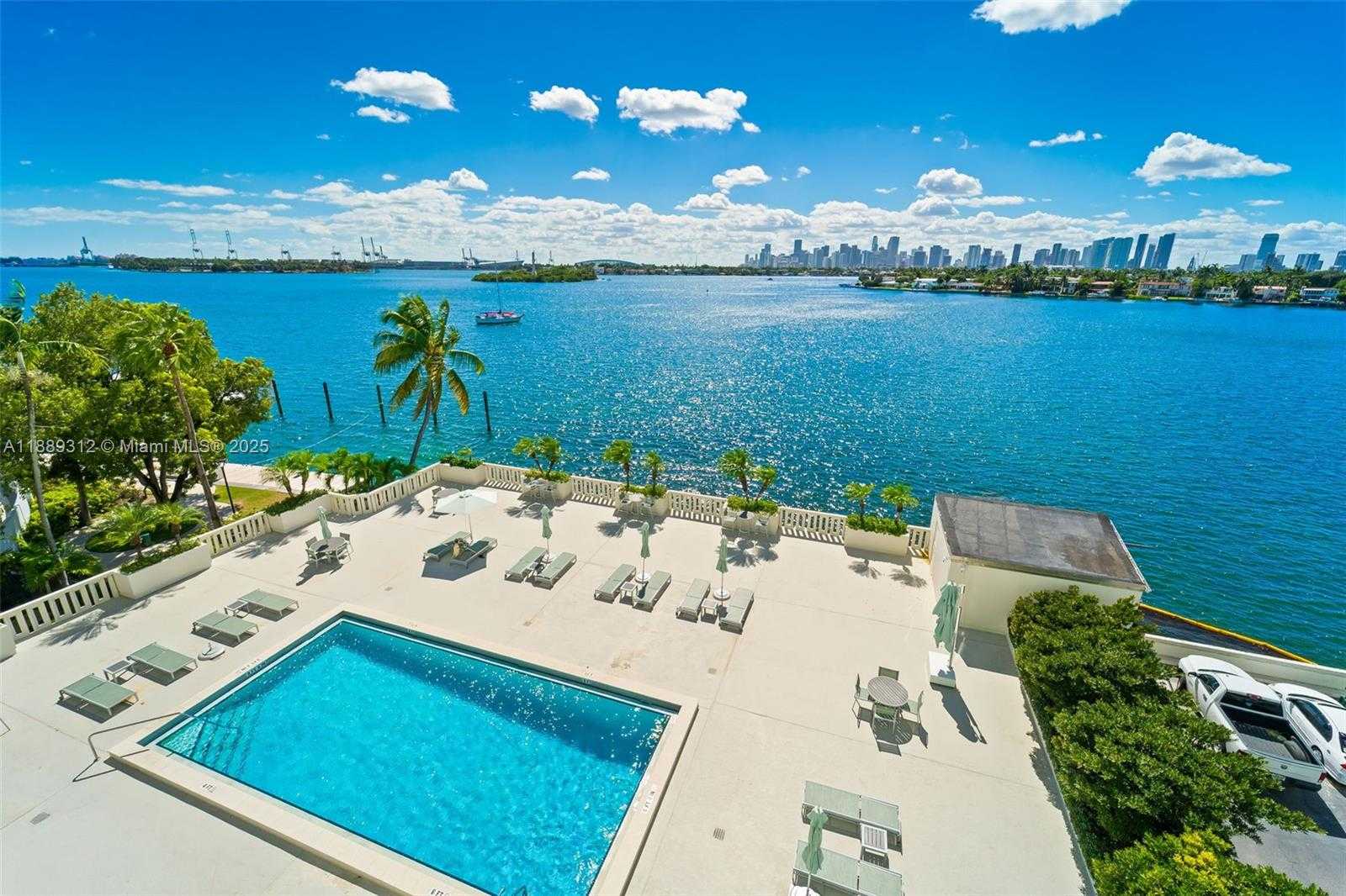 Small Image of 5 ISLAND AVE #5D, Miami Beach Number 16