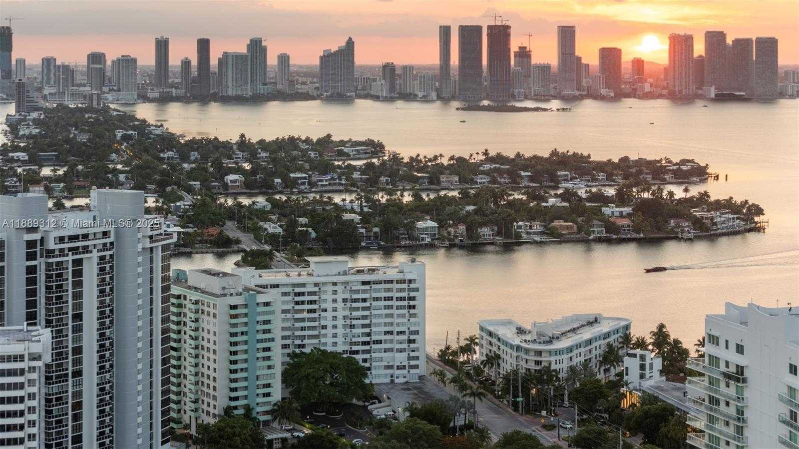 Small Image of 5 ISLAND AVE #5D, Miami Beach Number 20