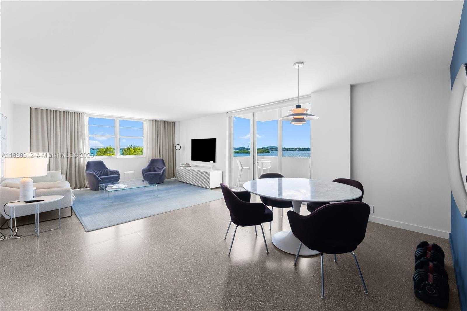 Small Image of 5 ISLAND AVE #5D, Miami Beach Number 6