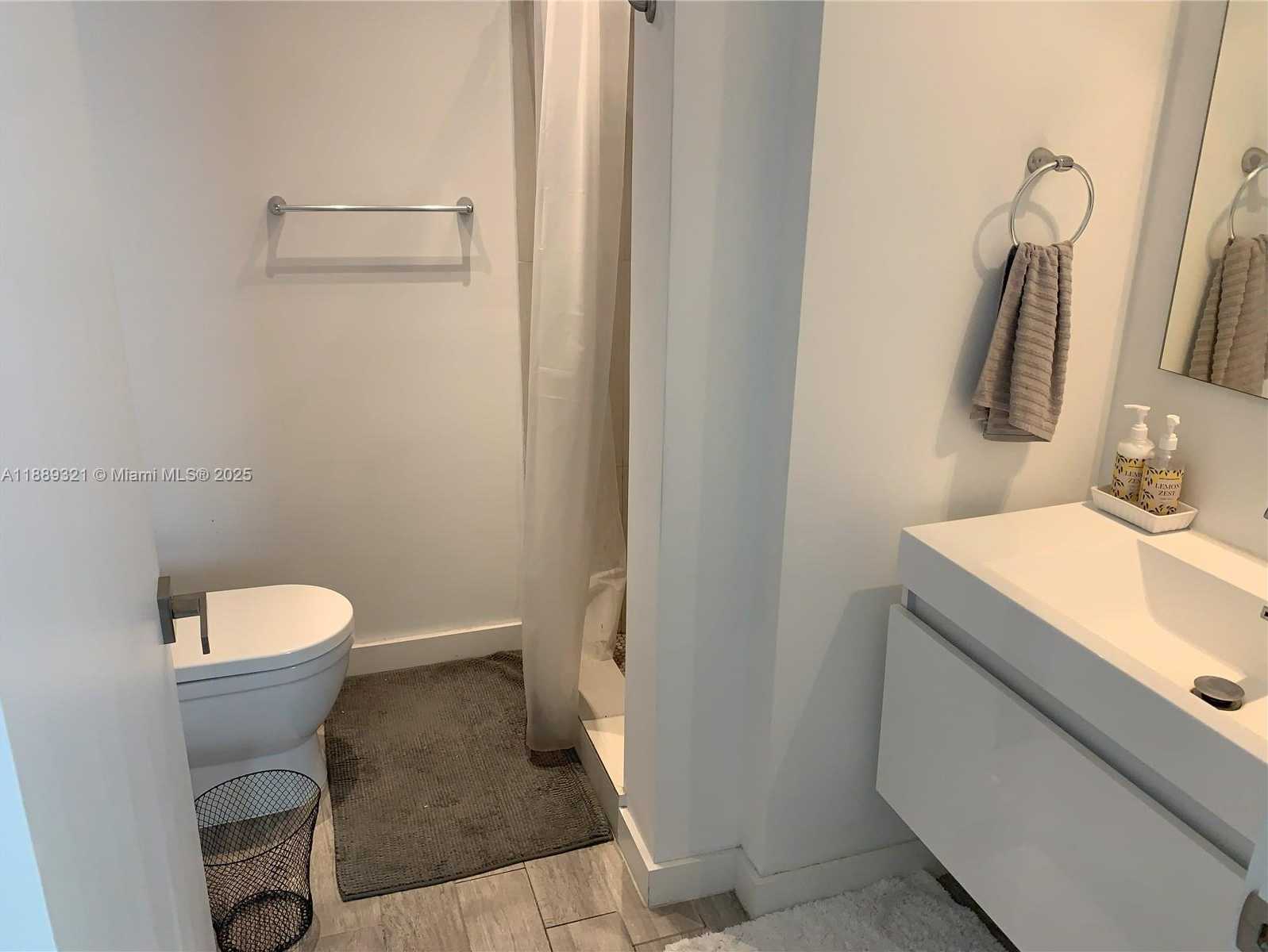 Small Image of 1035 EUCLID AVE #26, Miami Beach Number 14