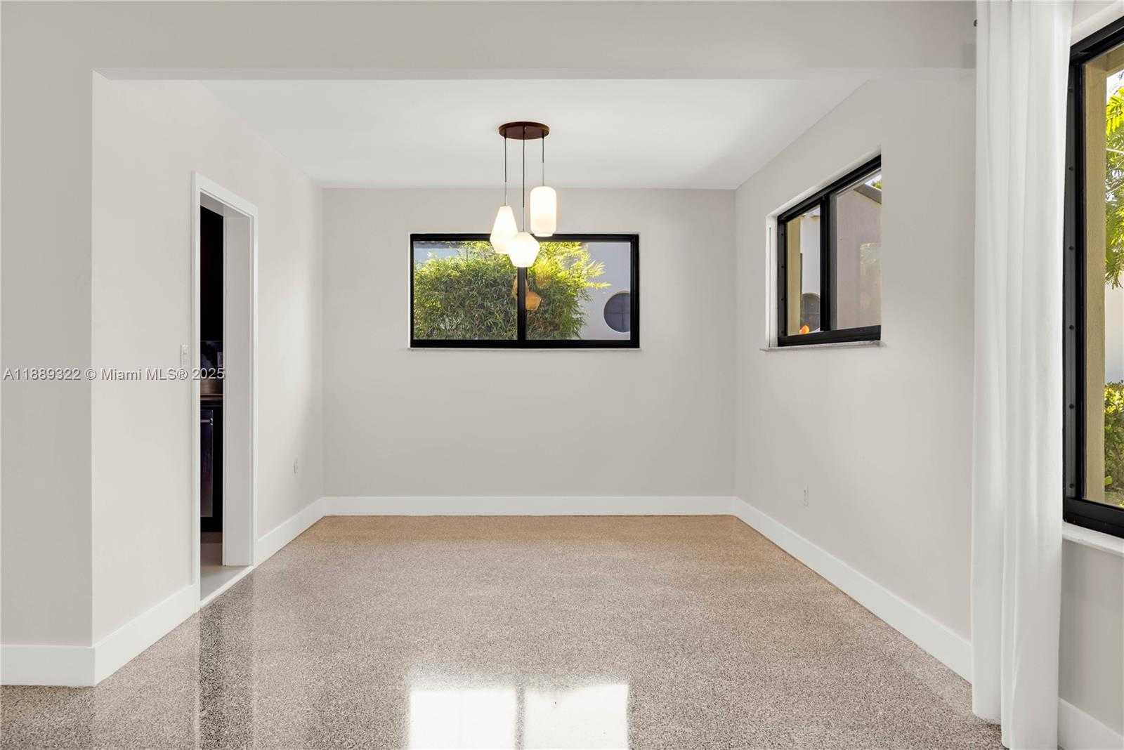 Small Image of 454 NORTH EAST 93 ST, Miami Shores Number 17