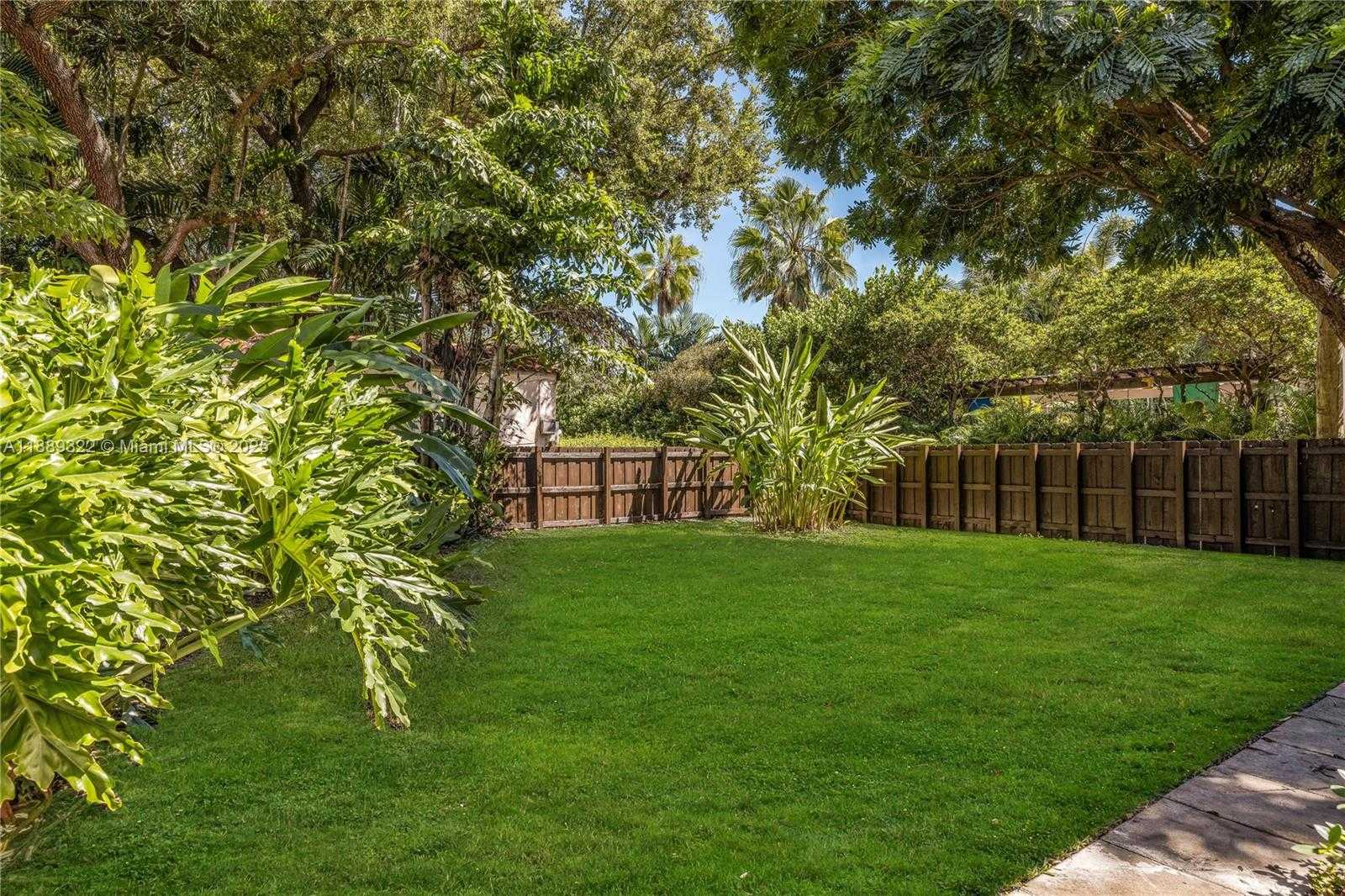Small Image of 454 NORTH EAST 93 ST, Miami Shores Number 22