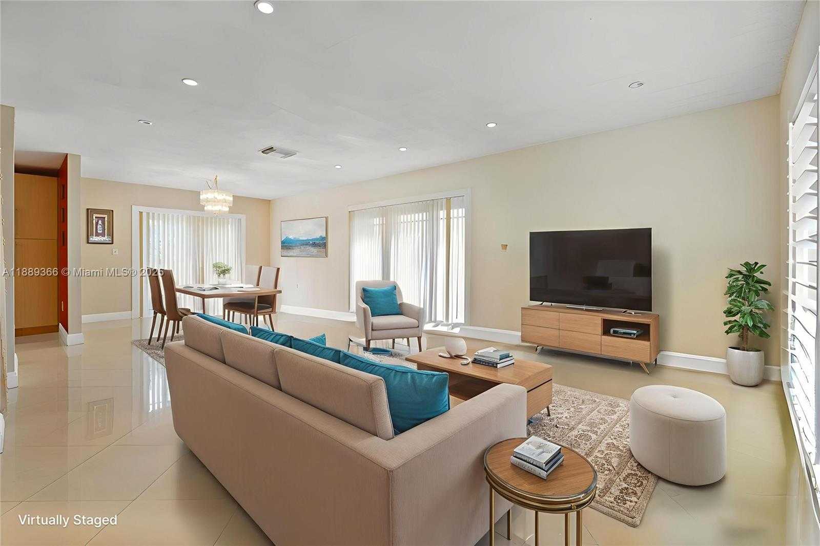 Small Image of 10201 NORTH WEST 57TH TER, Doral Number 2