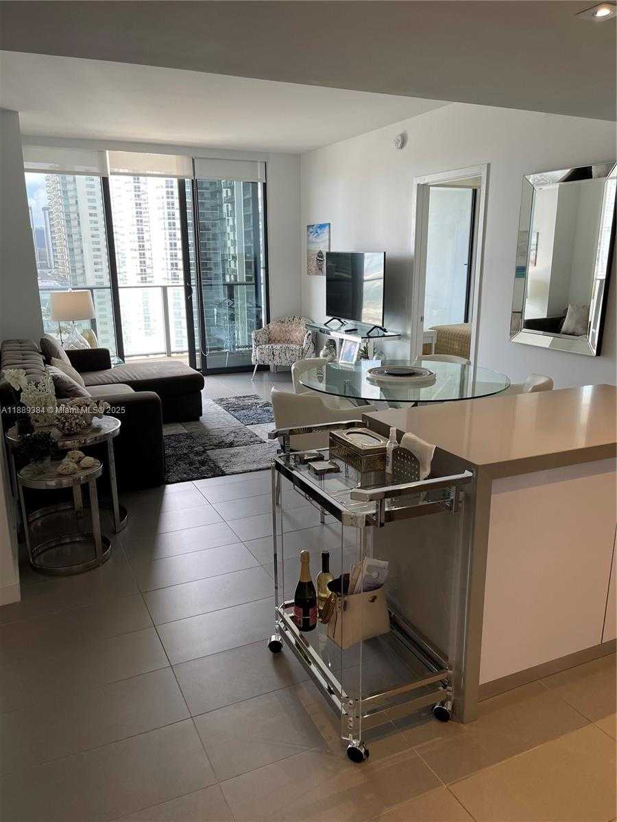 Small Image of 1600 NORTH EAST 1ST #2109, Miami Number 4