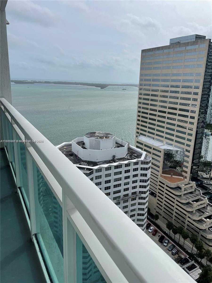Small Image of 950 BRICKELL BAY DR #5209, Miami Number 14