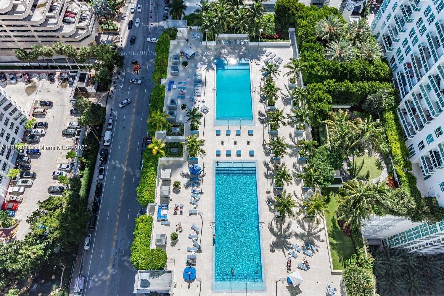 Small Image of 950 BRICKELL BAY DR #5209, Miami Number 15