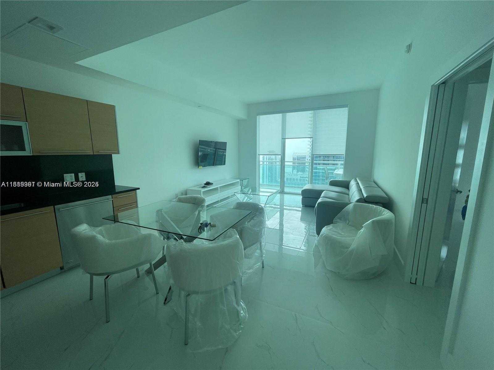 Small Image of 950 BRICKELL BAY DR #5209, Miami Number 9