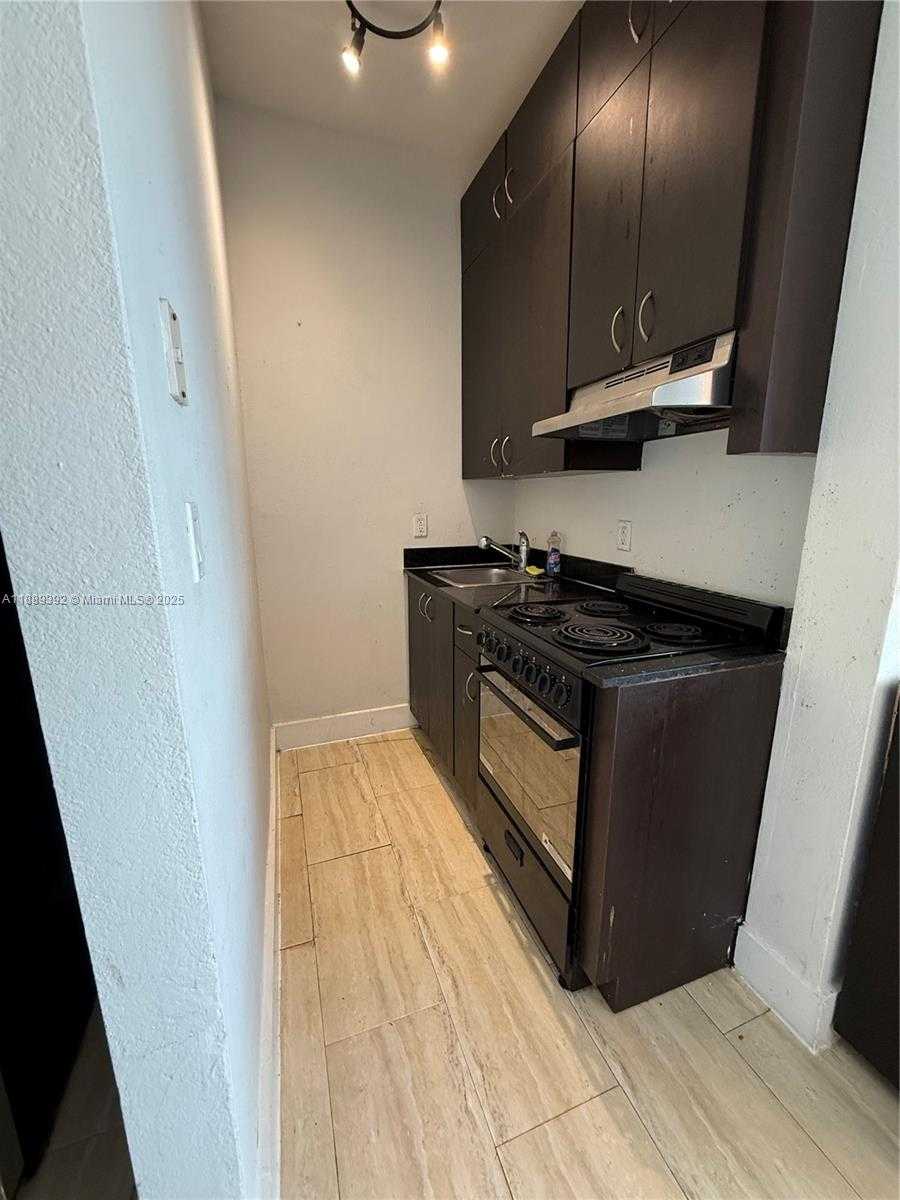 Small Image of 1330 PENNSYLVANIA AVE #206, Miami Beach Number 11