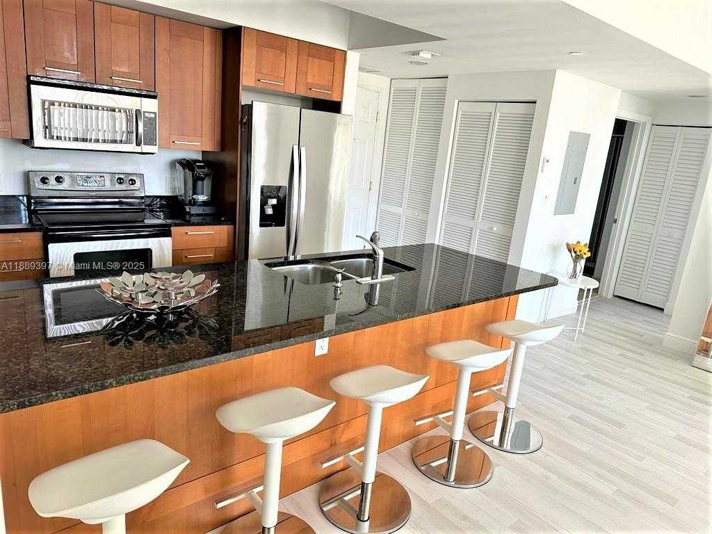 Small Image of 4100 SALZEDO ST #702, Coral Gables Number 9