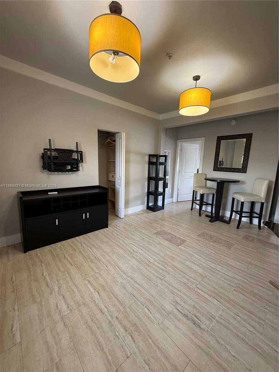 Small Image of 1330 PENNSYLVANIA AVE #313, Miami Beach Number 10