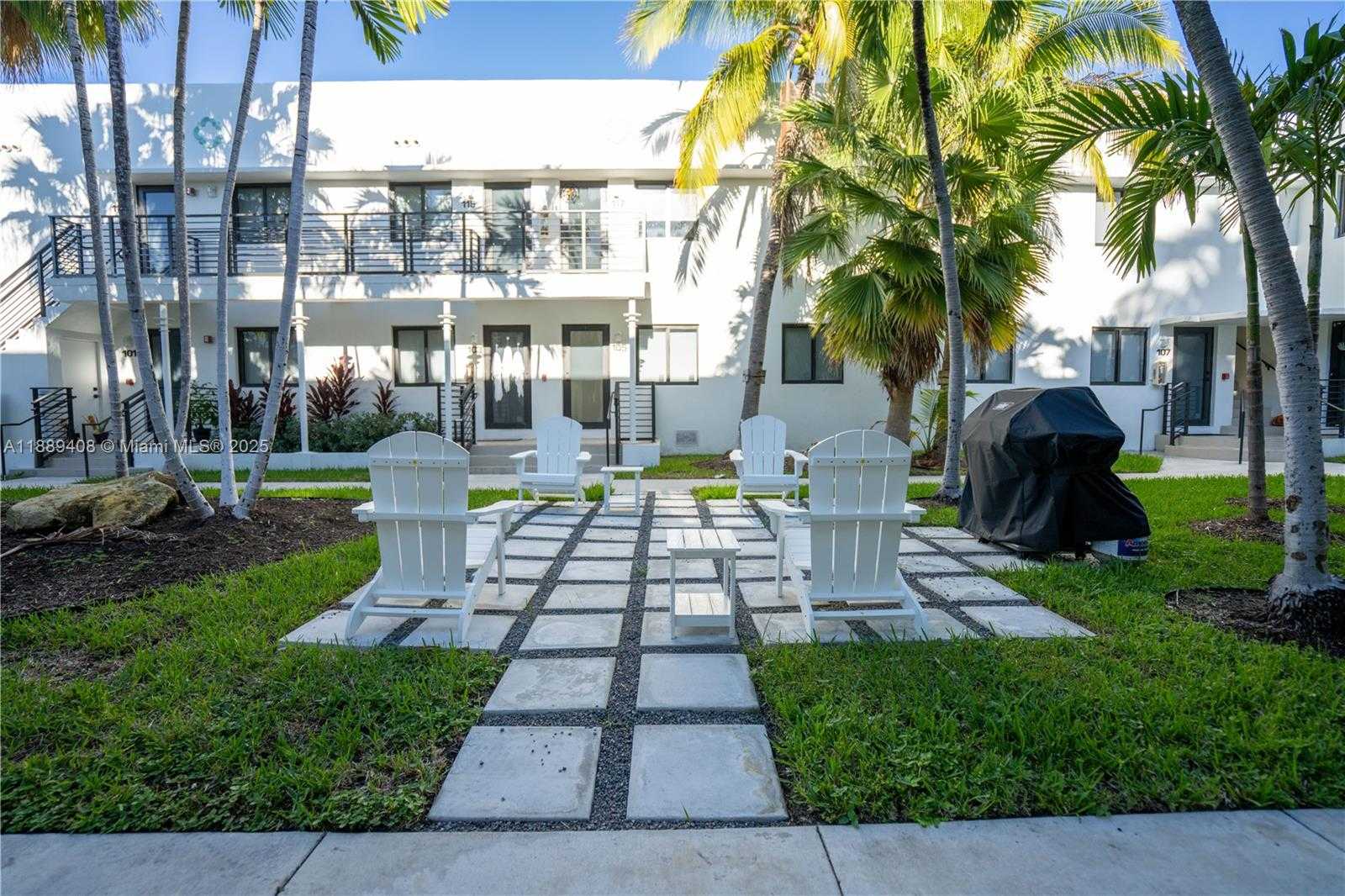 Small Image of 1971 BAY DR #112, Miami Beach Number 18