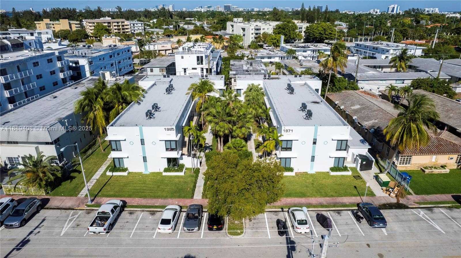 Small Image of 1971 BAY DR #112, Miami Beach Number 21