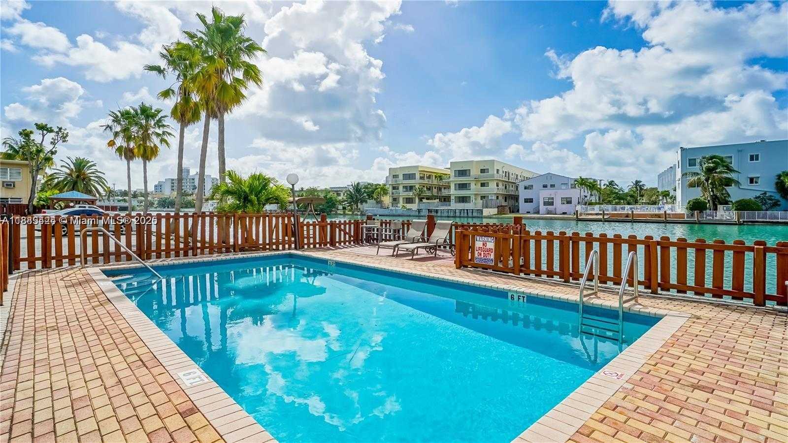 Small Image of 80 SOUTH SHORE DR #405, Miami Beach Number 18