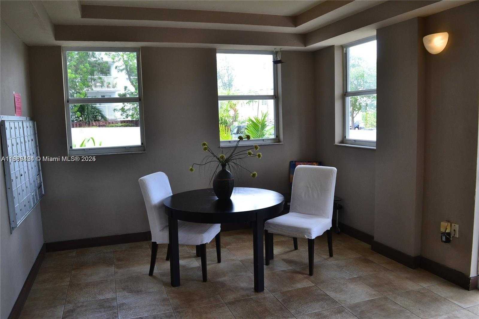 Small Image of 80 SOUTH SHORE DR #405, Miami Beach Number 19